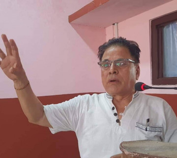 कांग्रेसबाट भरतपुरको मेयरमा उम्मेदवारी घोषणा गरेका पौडेल भन्छन्– म मासिऊँला तर भ्रष्टाचारीलाई मैदान छाड्दिनँ